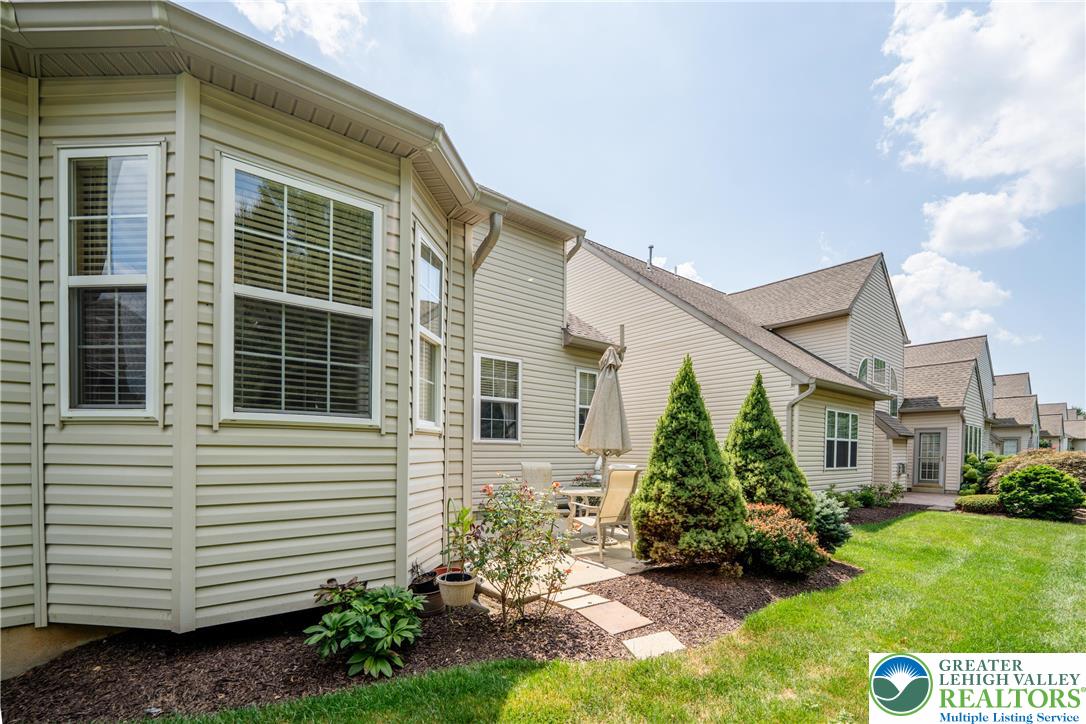 6632 Blue Heather Court