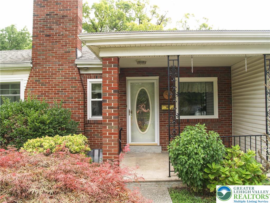1315 North Cedar Crest Boulevard