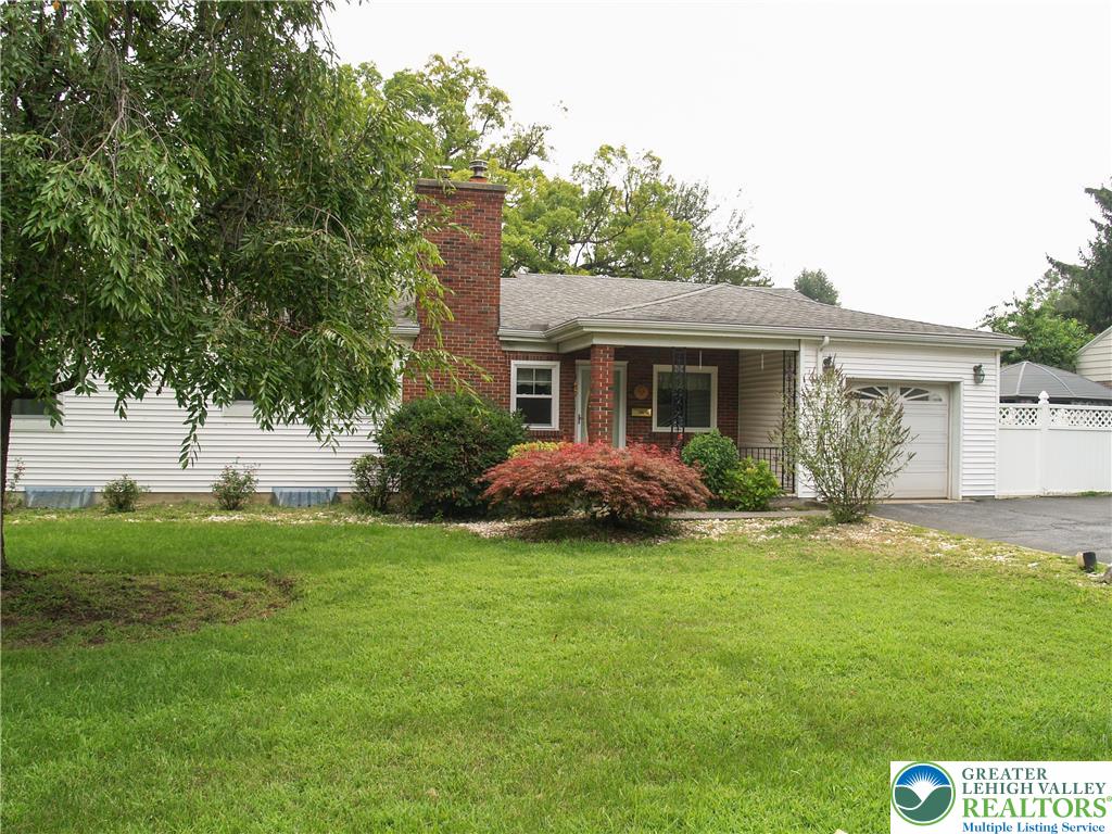 1315 North Cedar Crest Boulevard