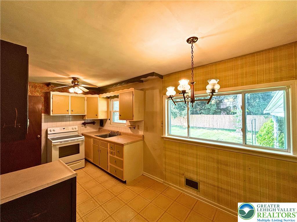 2309 Fleur Lane