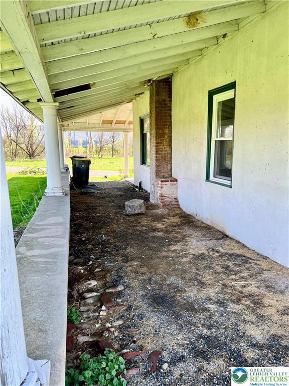 1140 Bull Frog Lane