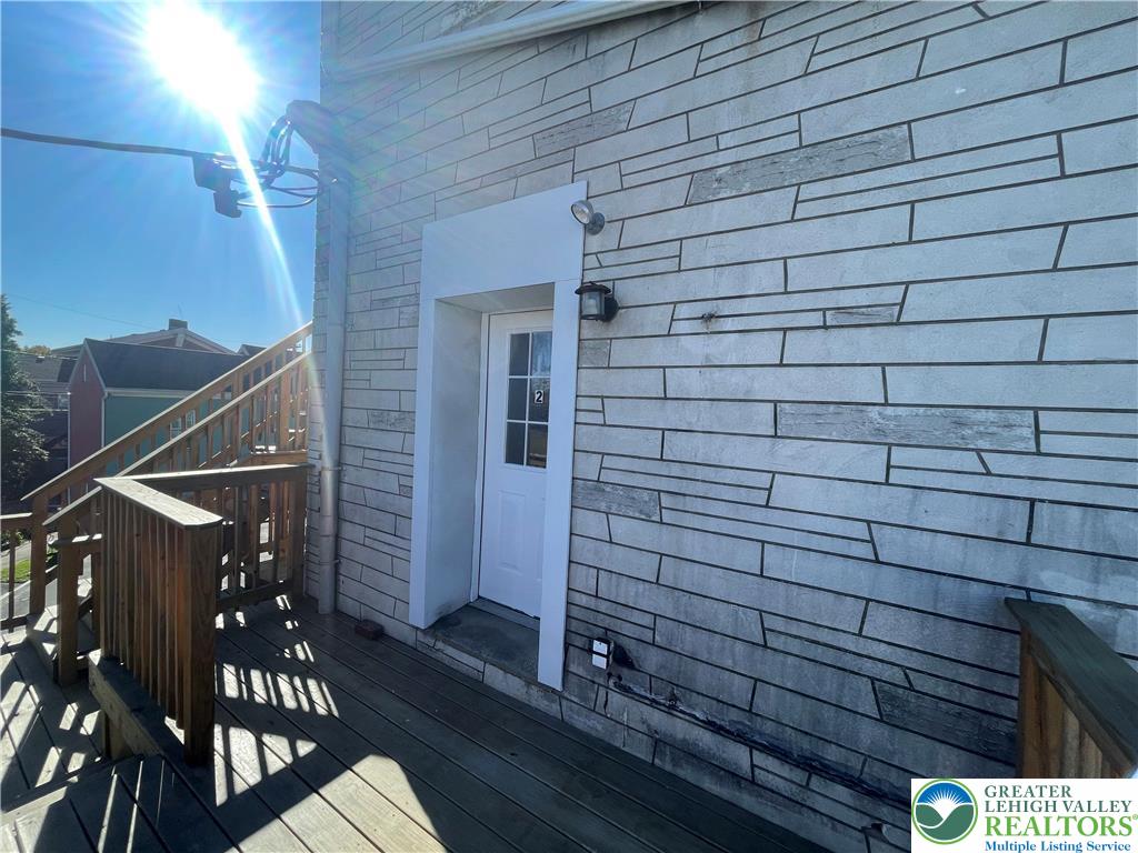 21 East Main Street 2