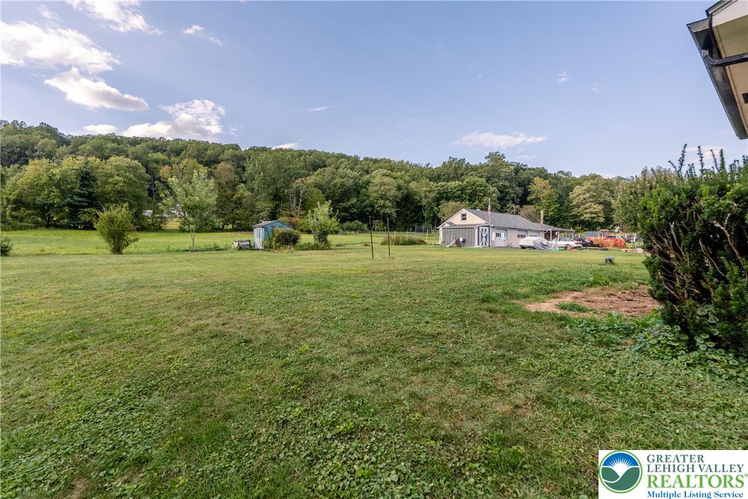 3095 Main Road East