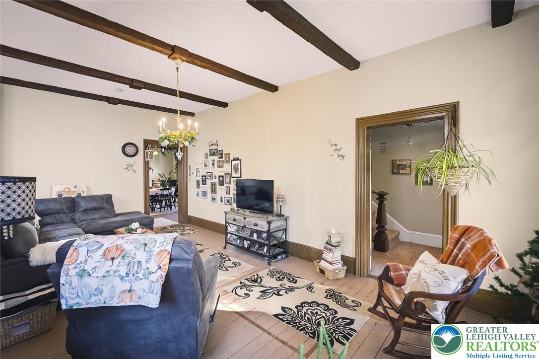 15882 Kutztown Road A