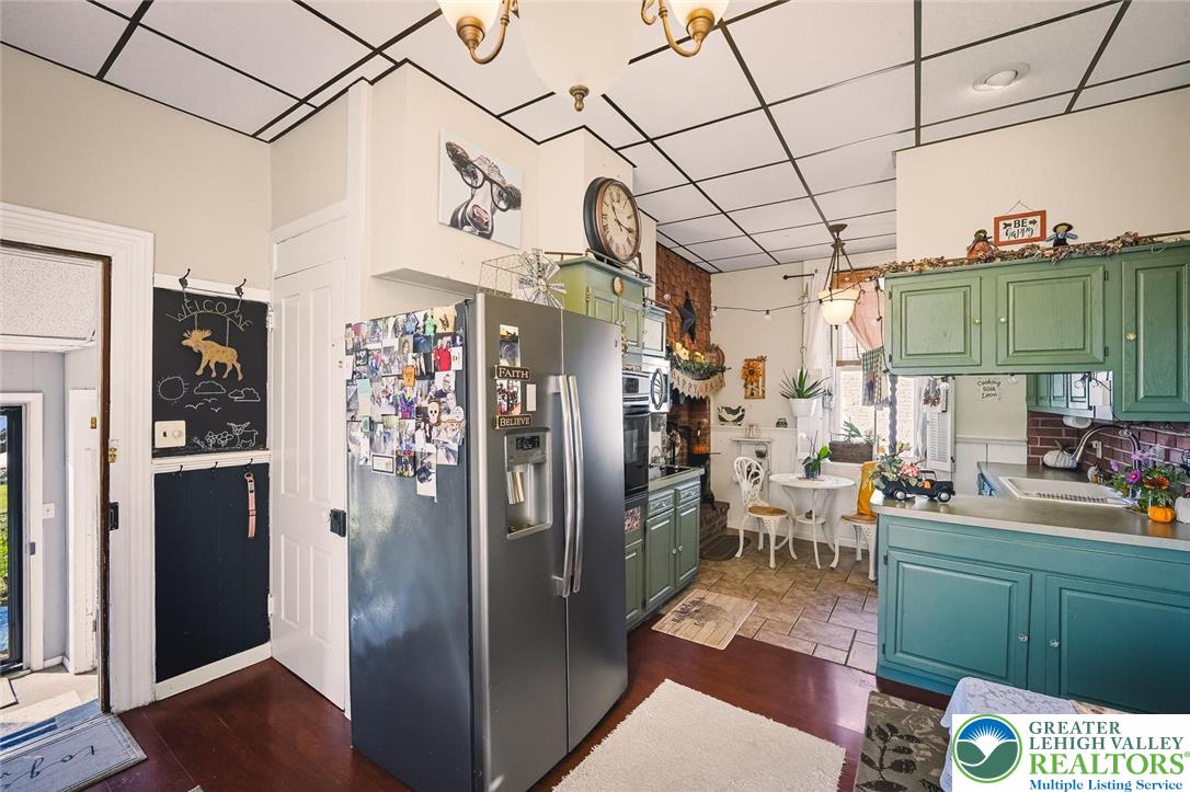 15882 Kutztown Road A