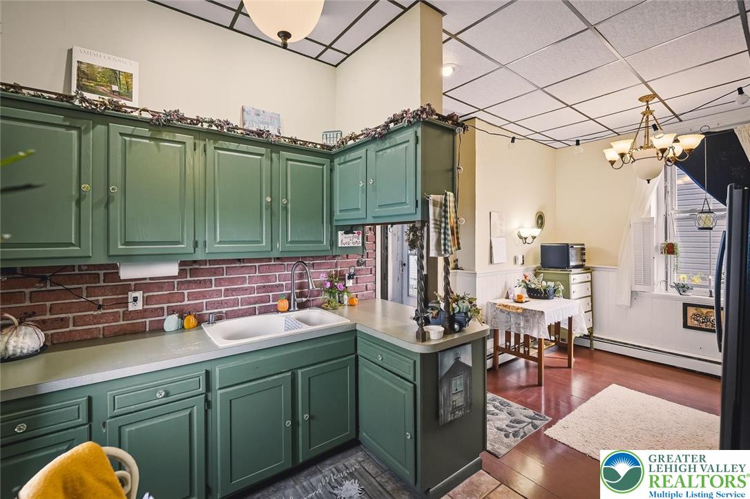 15882 Kutztown Road A