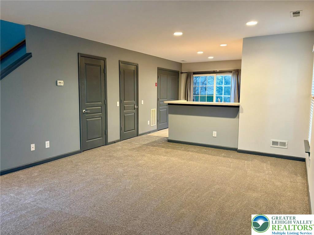 8432 Cromwell Court