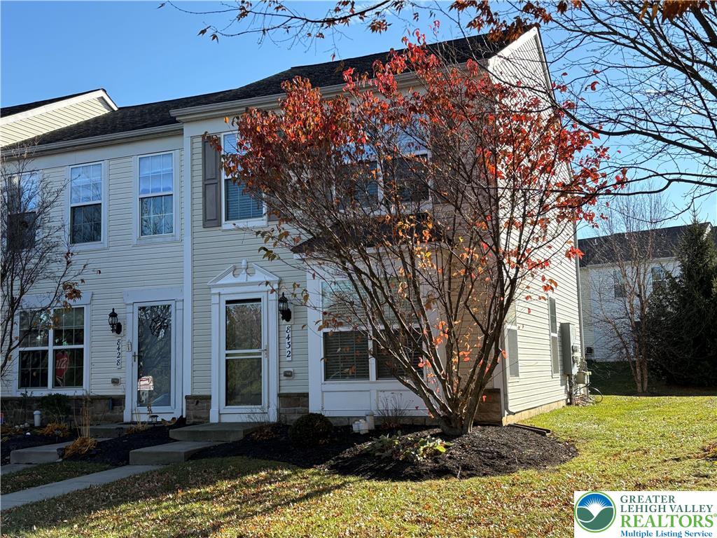 8432 Cromwell Court