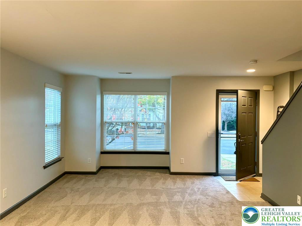 8432 Cromwell Court