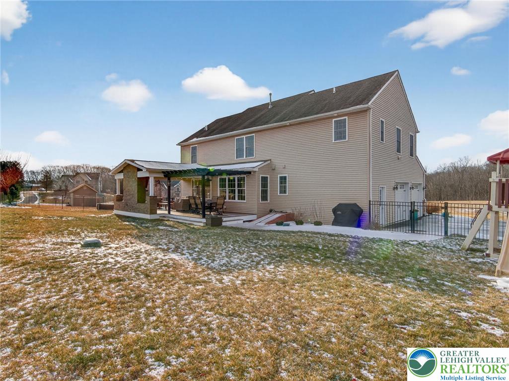 1455 Saratoga Circle