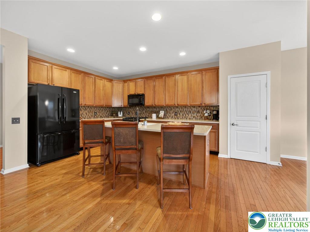 8611 Cascade Road