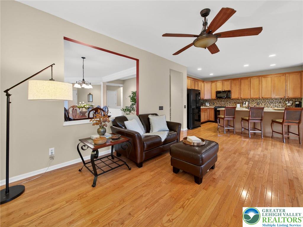 8611 Cascade Road