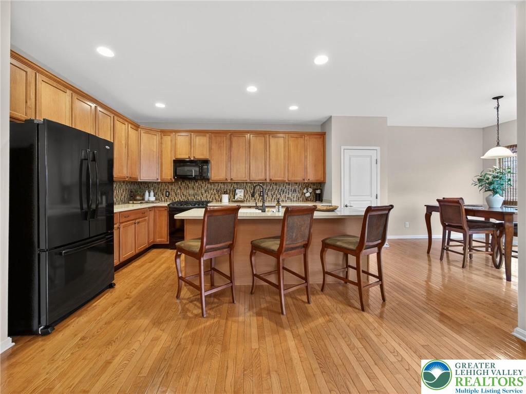 8611 Cascade Road