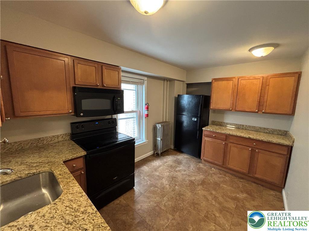 418 Ridge Street 2