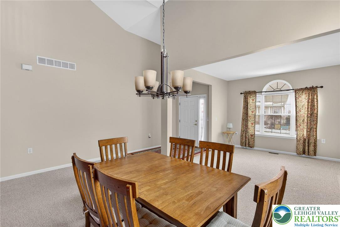 2920 Lifford Lane