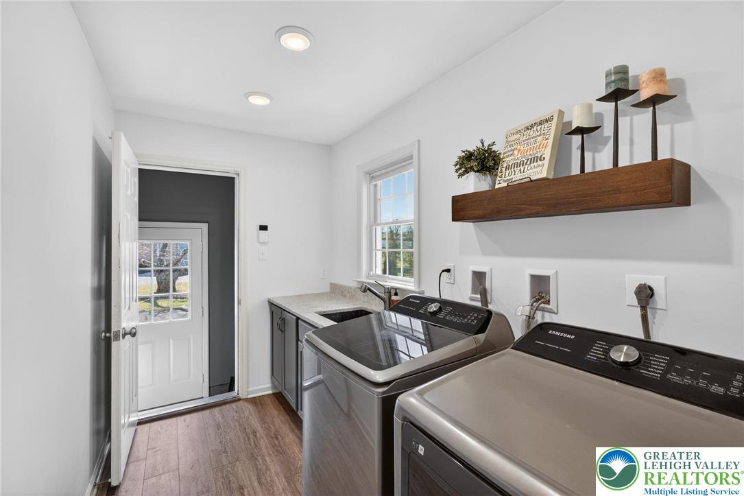 2590 River Rock Drive
