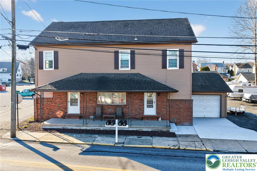 22 West Front Street