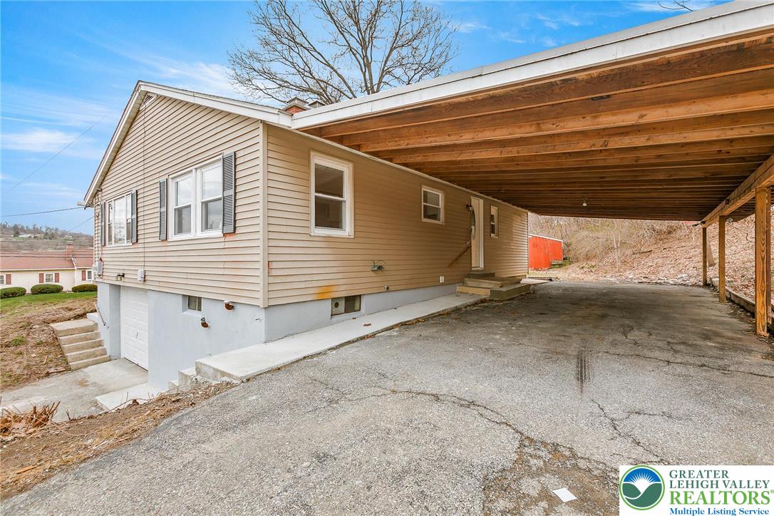 427 Walnut Drive