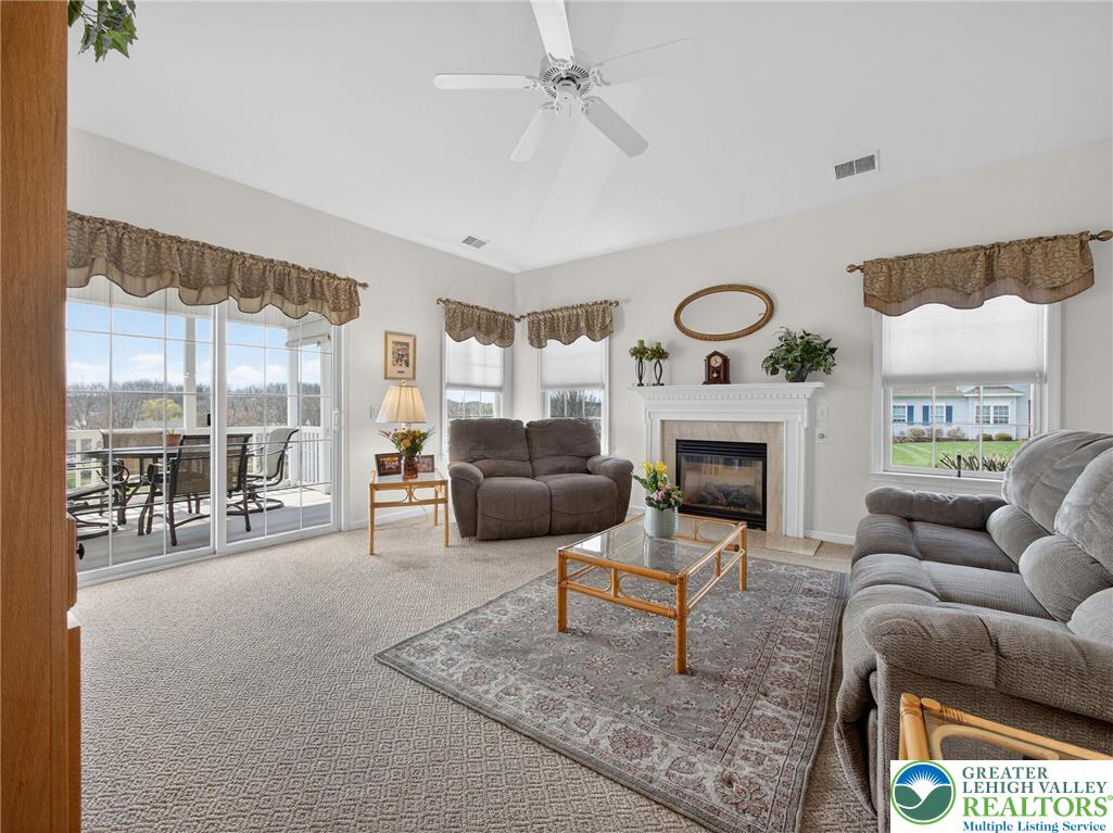 19 Glenmoor Circle