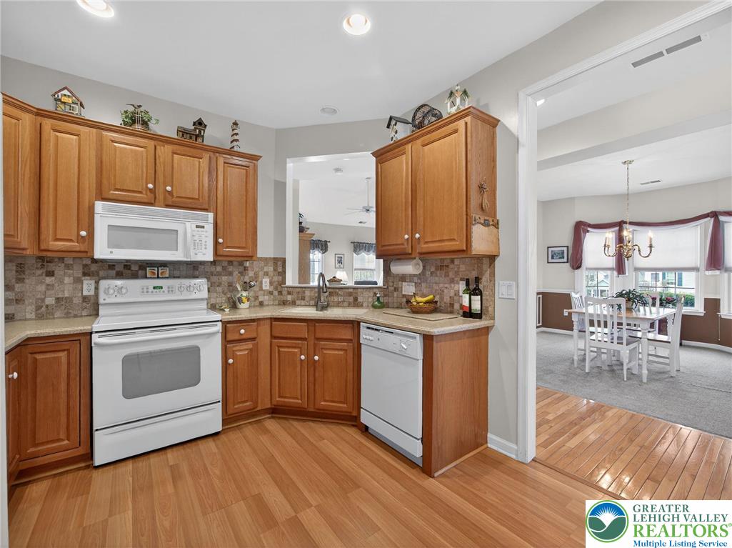 19 Glenmoor Circle