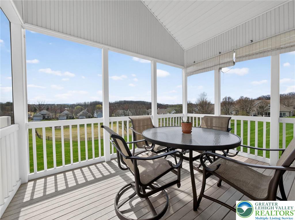 19 Glenmoor Circle