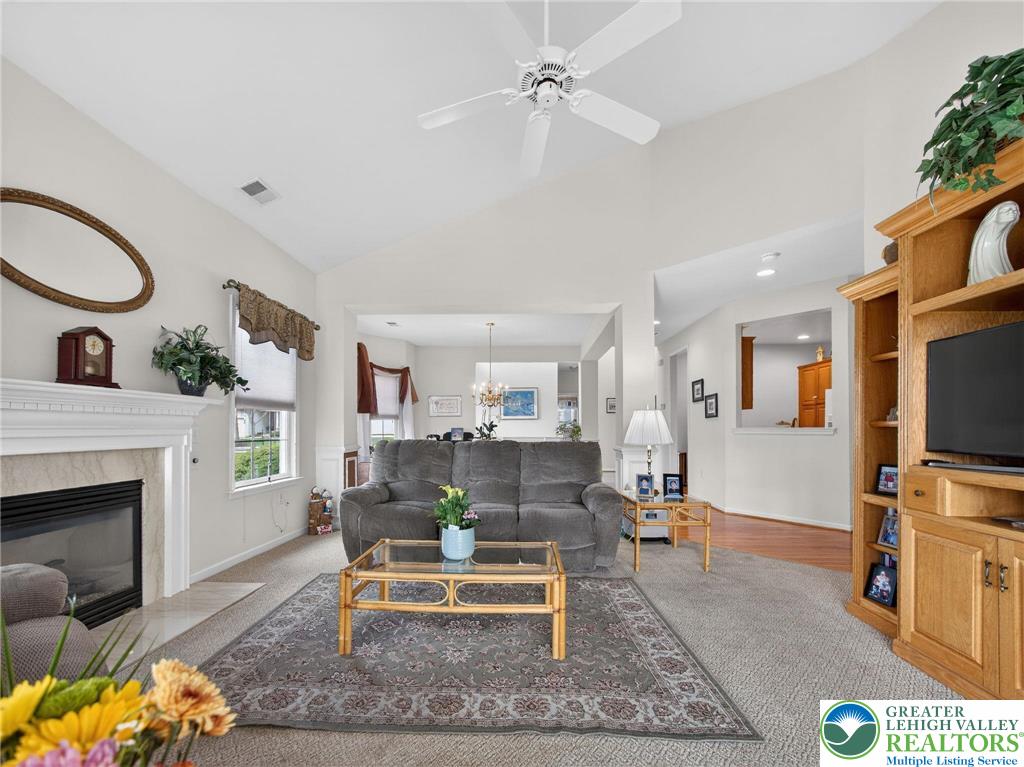 19 Glenmoor Circle