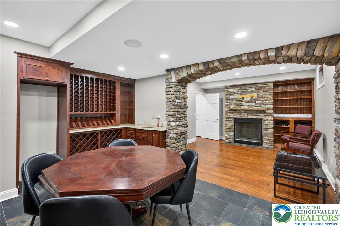 4831 South Hedgerow Drive