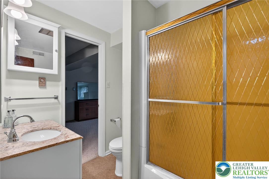 2590 31st Street Southwest