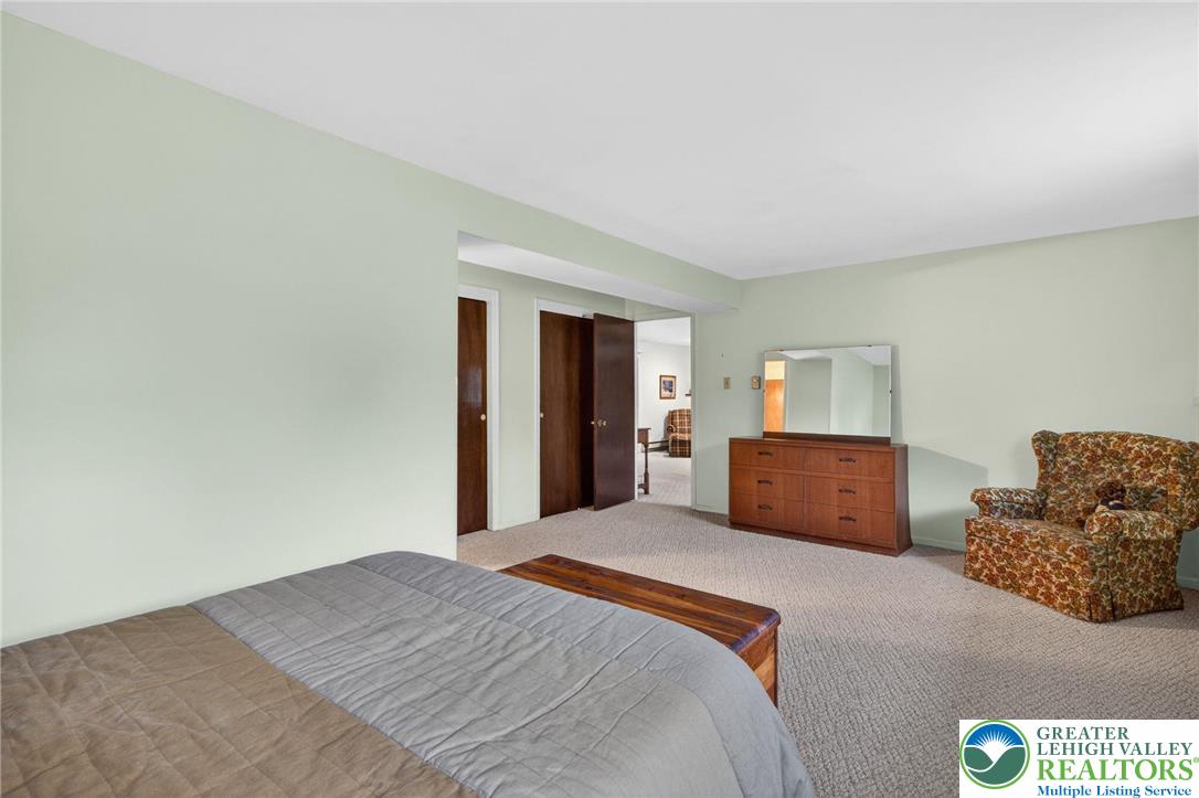 2590 31st Street Southwest