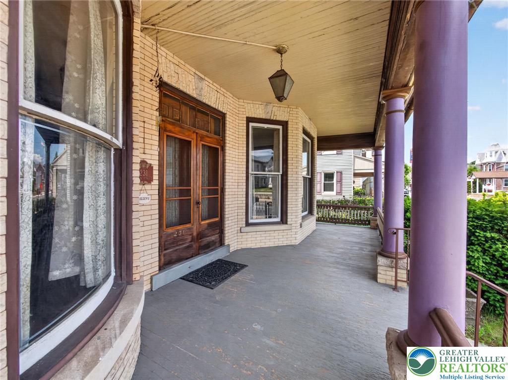 231 Main Street