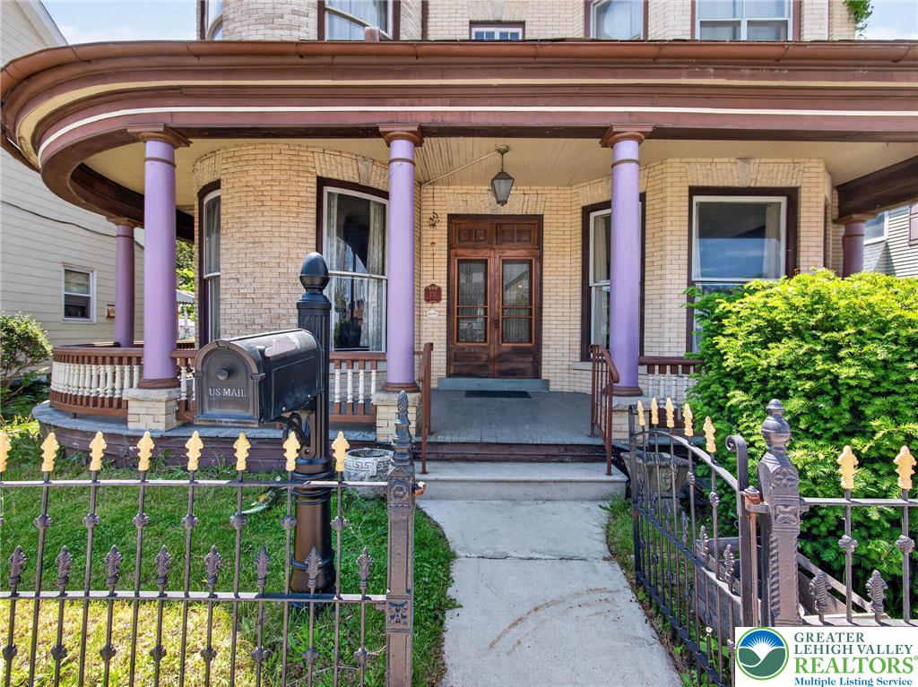 231 Main Street