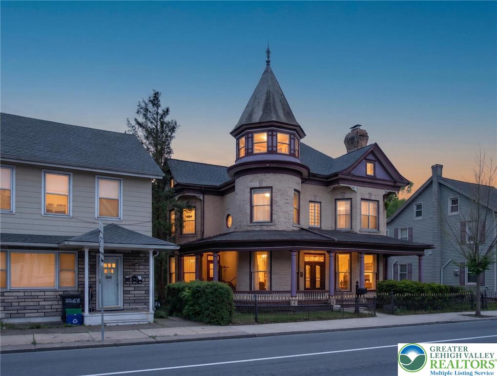 231 Main Street