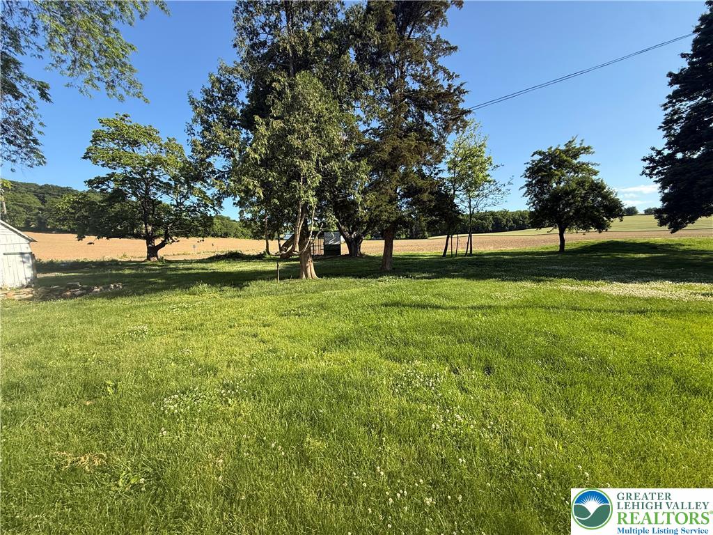 9175 Haaf Road 1 - Right