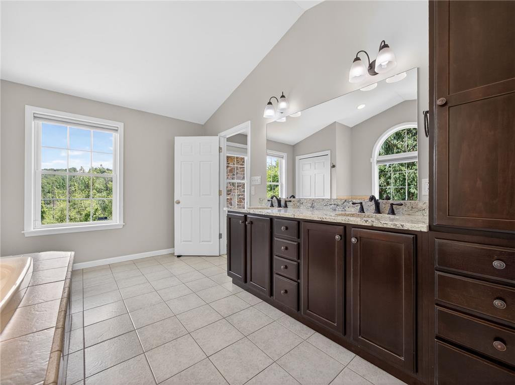 4701 Main Road West