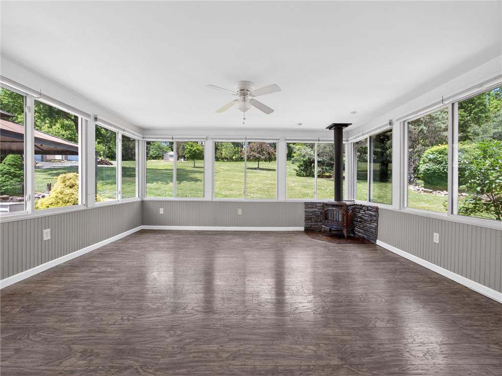 4701 Main Road West