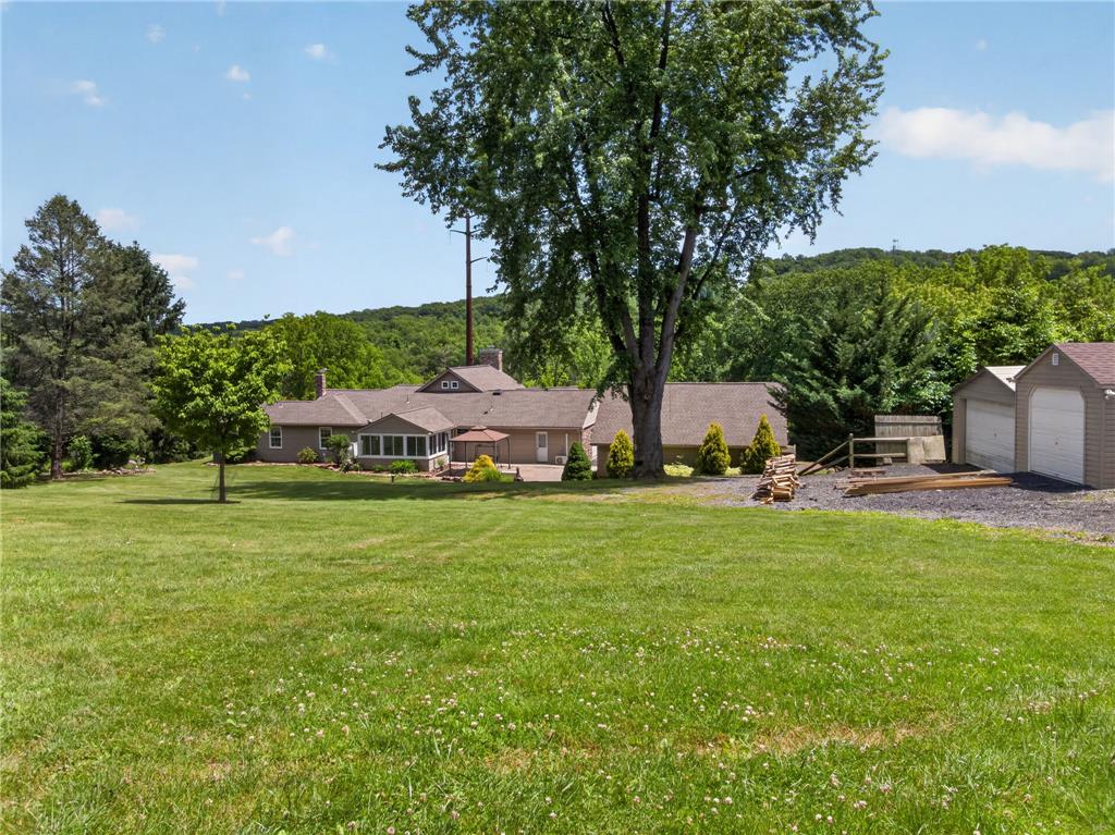 4701 Main Road West