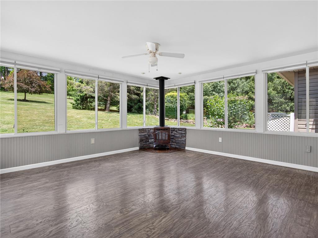 4701 Main Road West