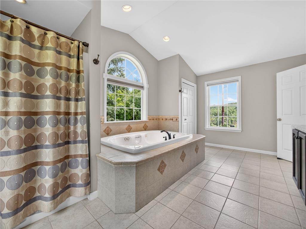 4701 Main Road West