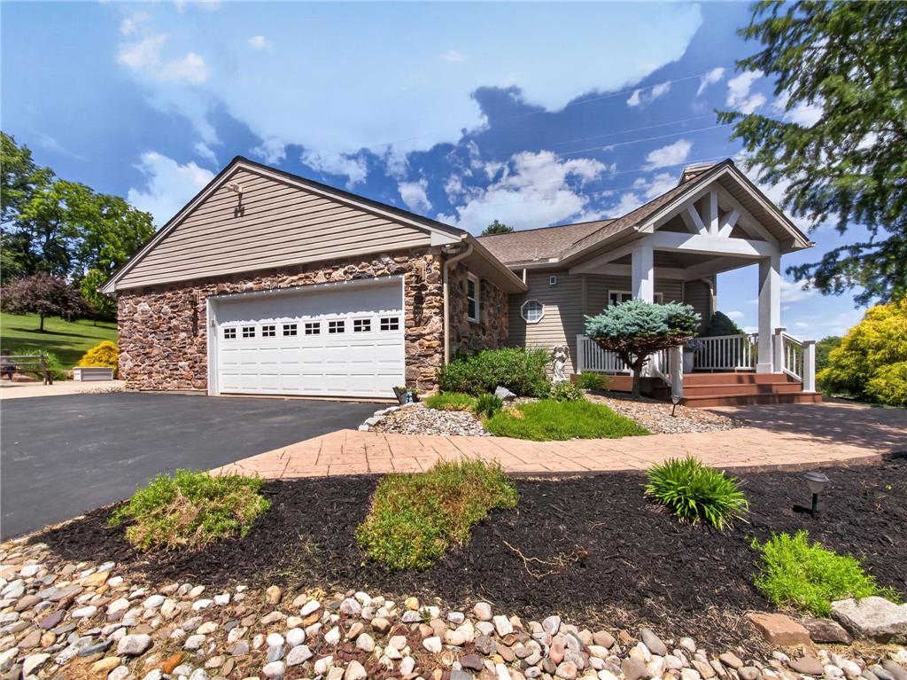 4701 Main Road West