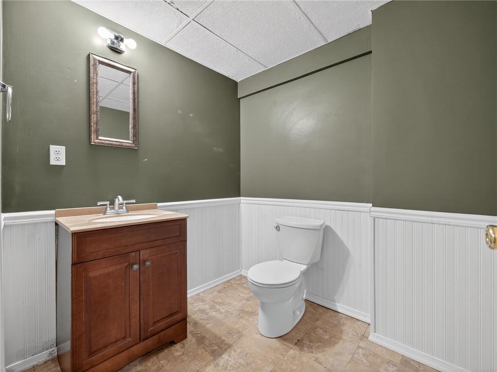 4701 Main Road West