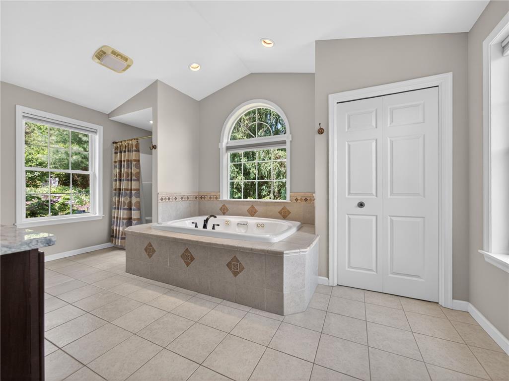 4701 Main Road West
