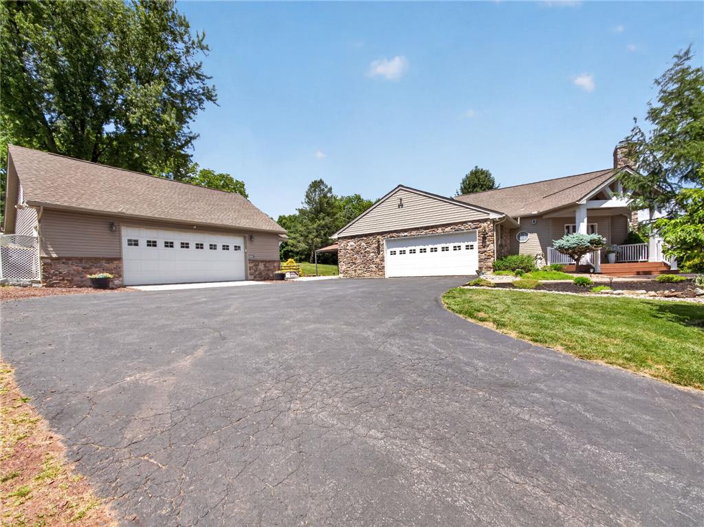 4701 Main Road West