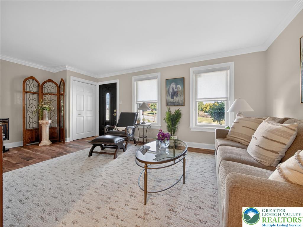 4180 Newport Drive