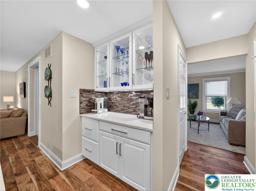 4180 Newport Drive
