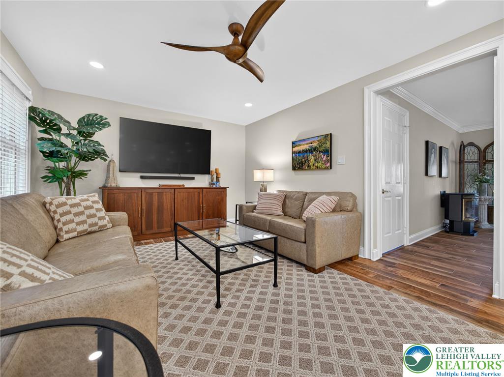 4180 Newport Drive