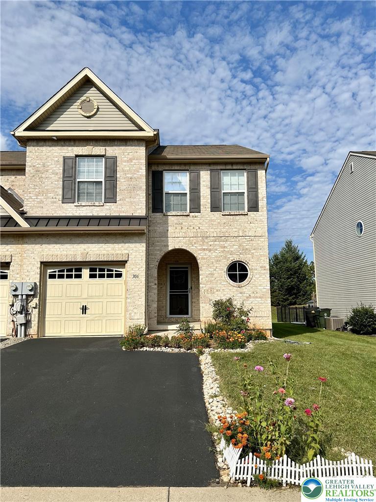 306 Milkweed Drive