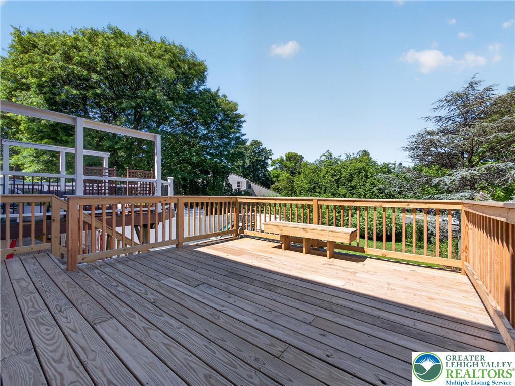 316 Parkside Drive
