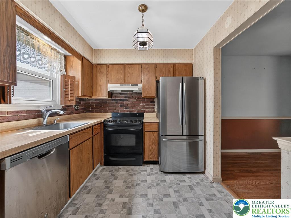 316 Parkside Drive