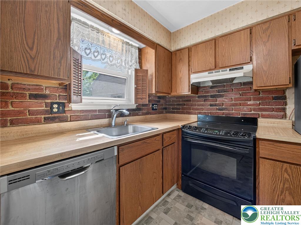 316 Parkside Drive