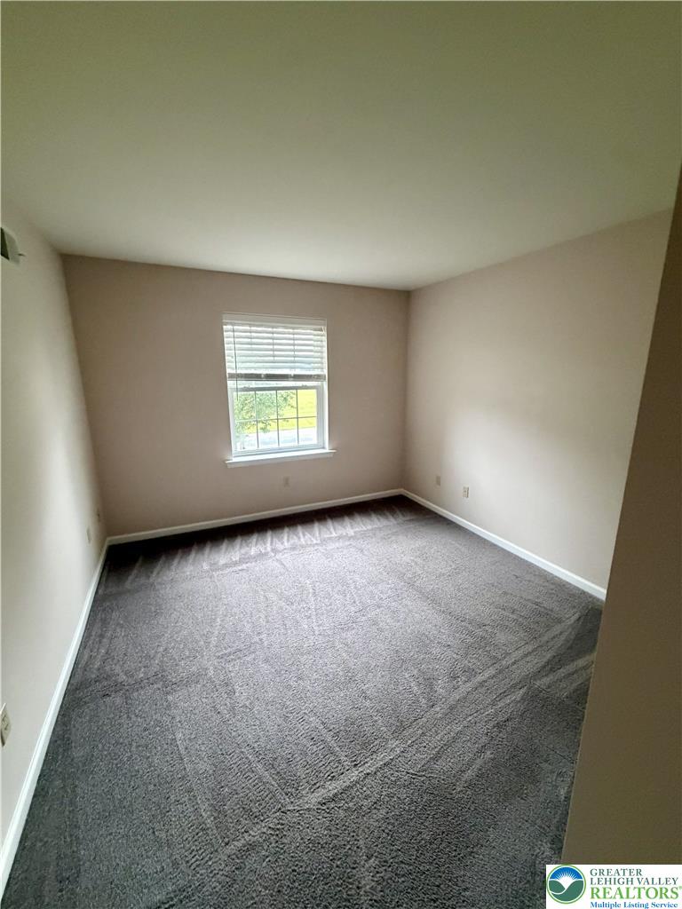 523 Kemmerer Lane